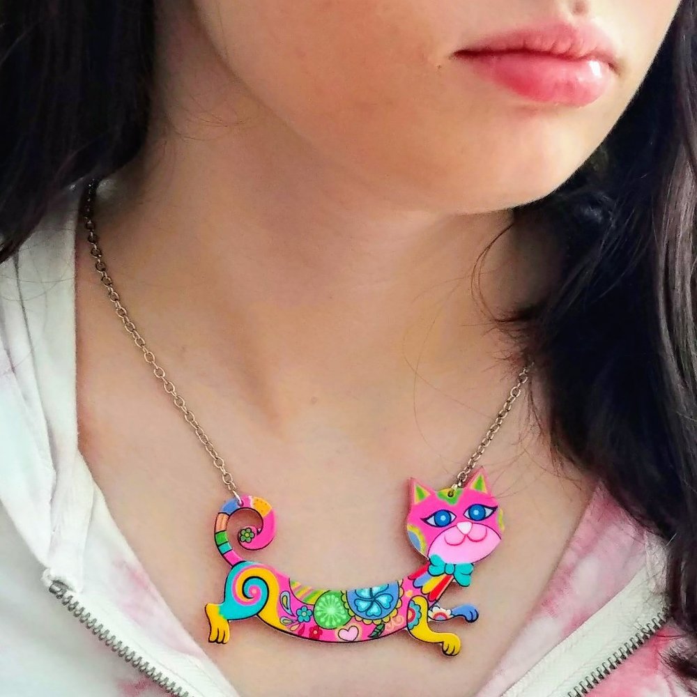 Crazy Cat Necklace - Picture 2 of 3